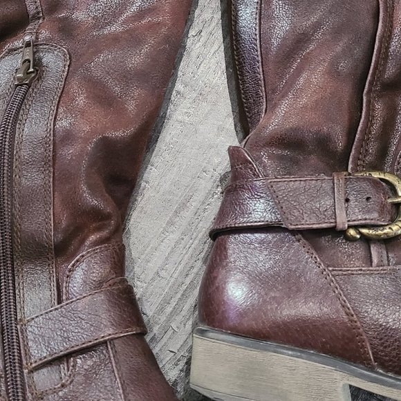 Brown Mid-Calf Boots - Picture 3 of 6